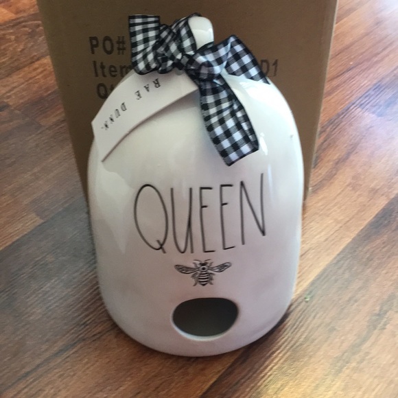 Rae Dunn Queen Birdhouse